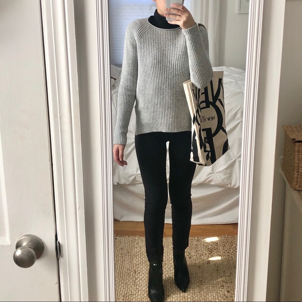 Gap Crew Neck Sweater Gray